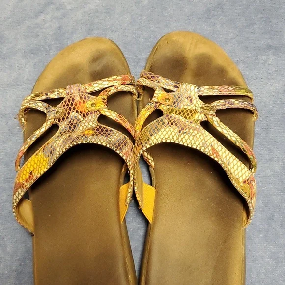 🔵 🎉Host Pick!🎉 Sz 8 Aerosoles Multicolored Snake Print Sandals - Picture 3 of 9